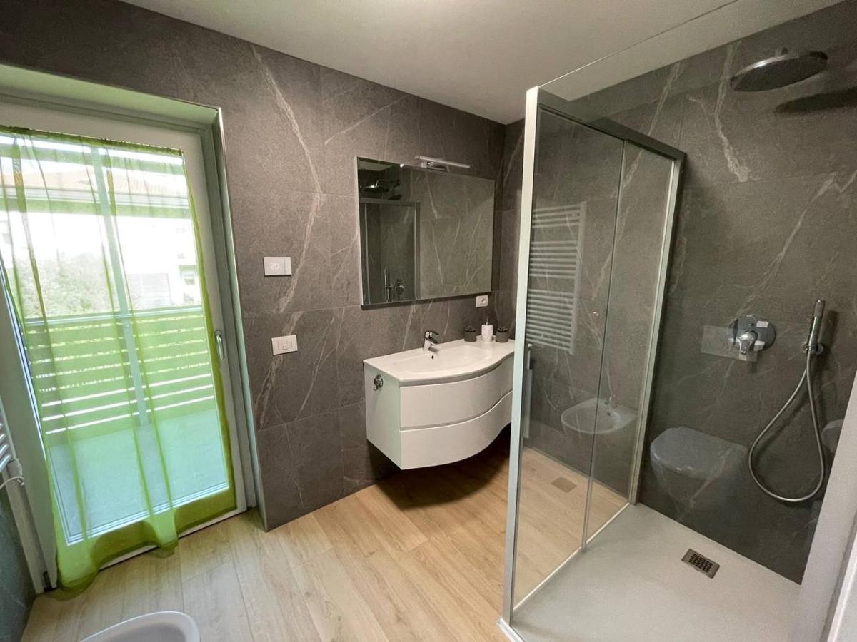 Le Terrazze Living Apartment Riva del Garda Ngoại thất bức ảnh