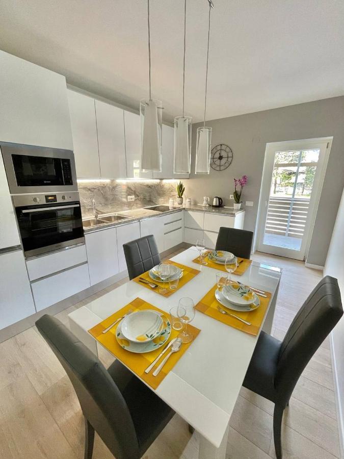 Le Terrazze Living Apartment Riva del Garda Ngoại thất bức ảnh