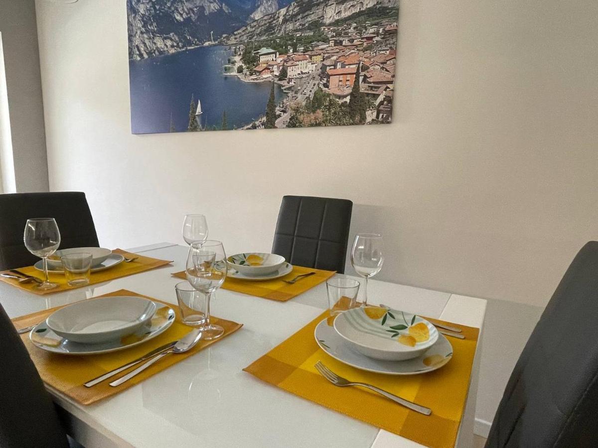 Le Terrazze Living Apartment Riva del Garda Ngoại thất bức ảnh